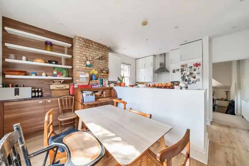 Flat For Sale , London, England