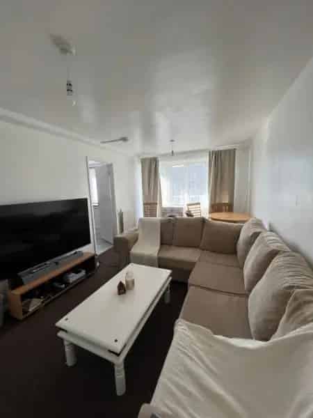 Modern Flat near Spital Hill Shops and City Centre