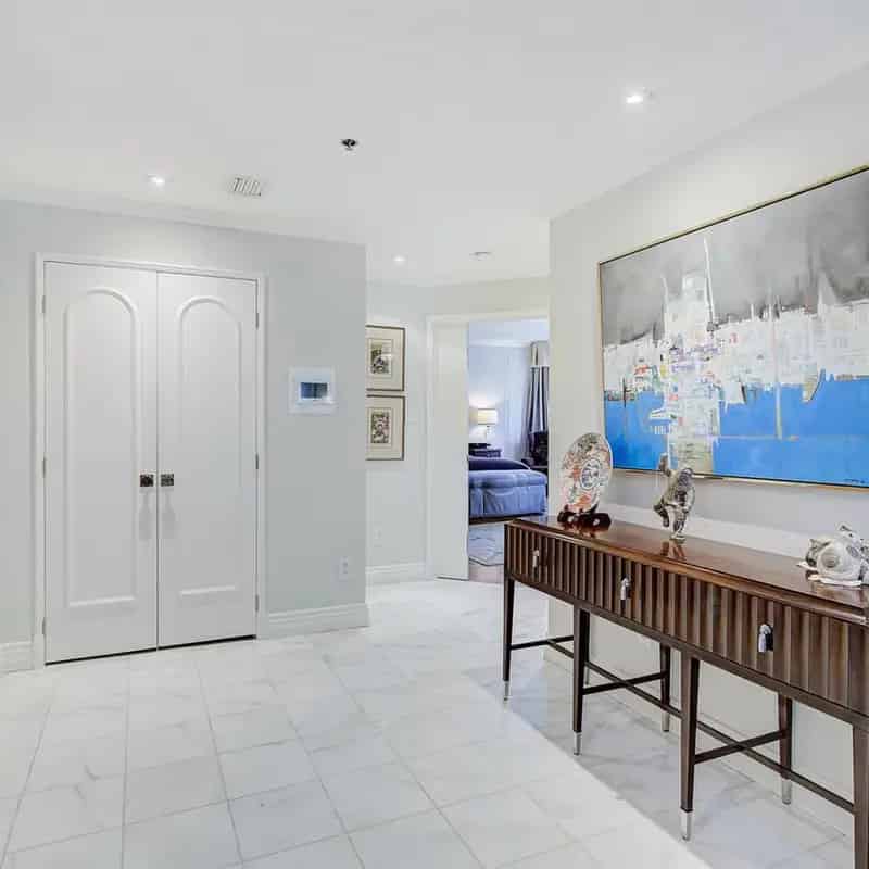 Chateau Westmount Condo for Sale - Elegant 12th Floor Unit