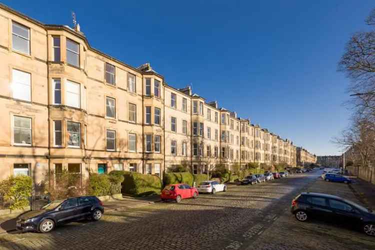 4 Bedroom Flat for Sale in Edinburgh