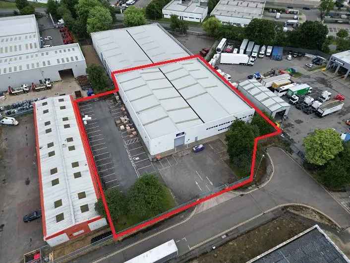 Modern Warehouse For Sale or Lease in Northampton