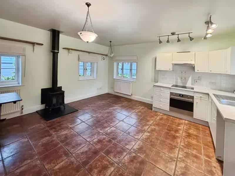 1 Bedroom House To Rent Available 2025