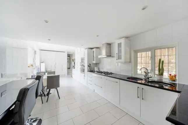 Detached house to rent in Stanmore, Harrow HA7