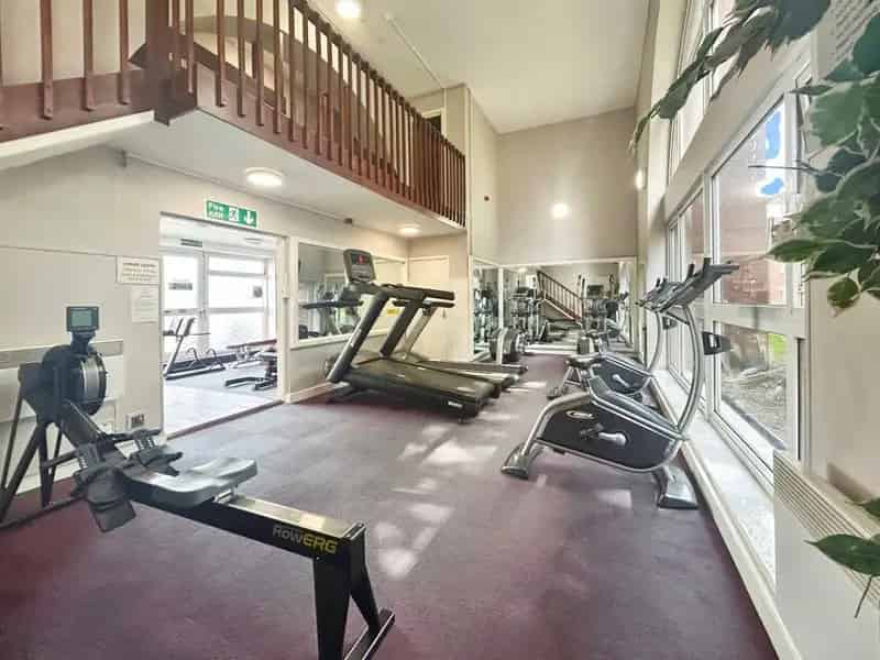2 Bedroom Flat for Sale Salford Greater Manchester M5