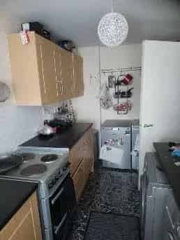 Spacious 3 Bedroom Maisonette Near Almondvale Livingston