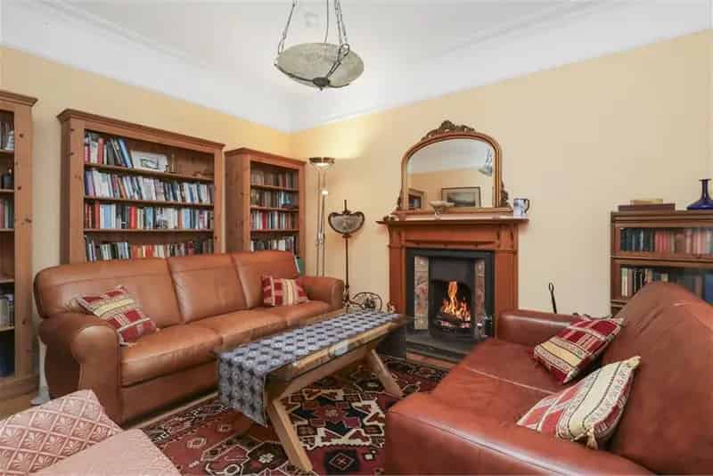 3 Bed Cottage West Linton 2 Reception Rooms Garage Garden