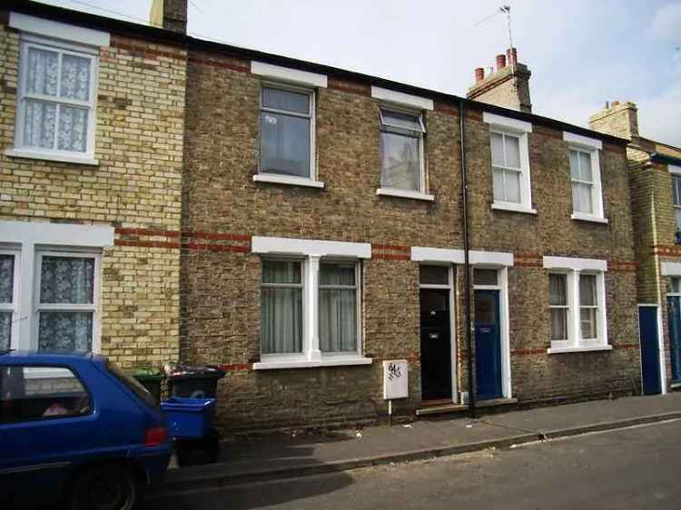 5 Bedroom Terraced House to Rent