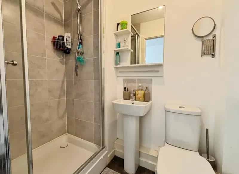 2 Bed Flat for Sale Ashford Repton Park