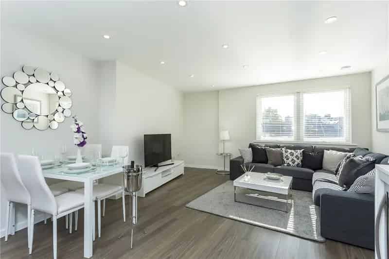 2 Bedroom Apartment Islington High Standard Close Transport Links