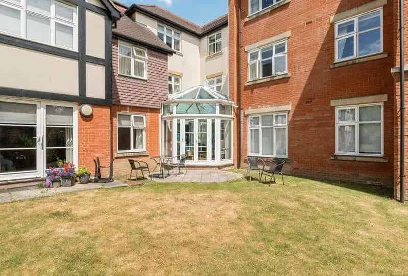 2 Bed Flat for Sale Over 55s Retirement Apartment