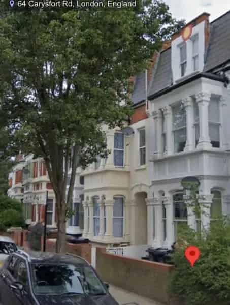 5 Bedroom House with Garden - Potential 6 Bedroom