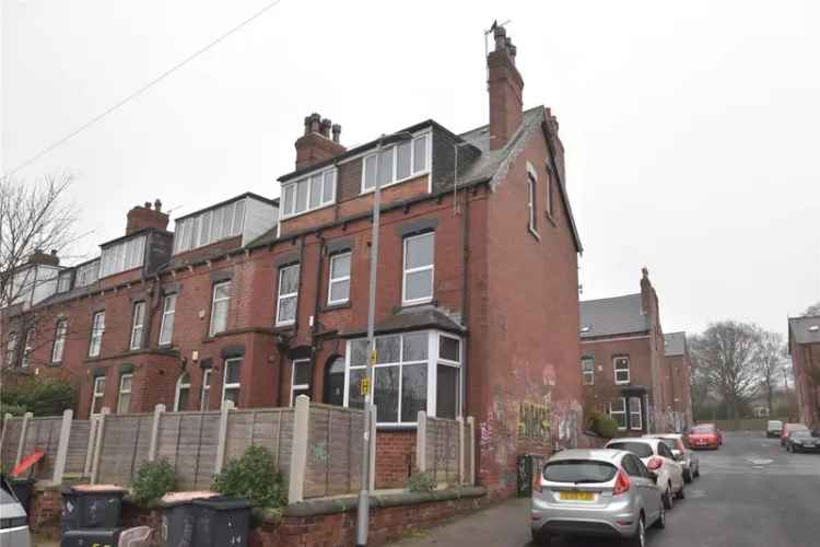 6 bedroom terraced house for sale