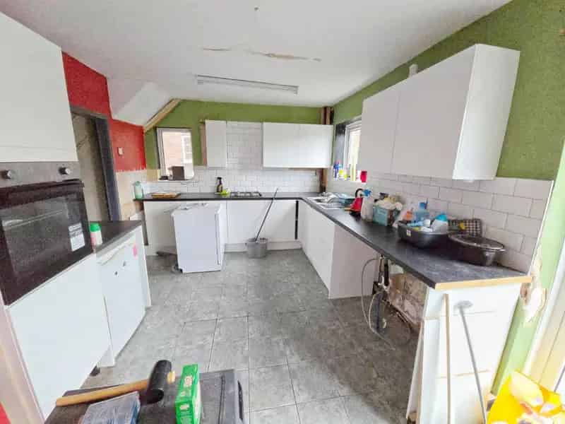 3 Bed Semi-Detached House For Sale Renovation Project