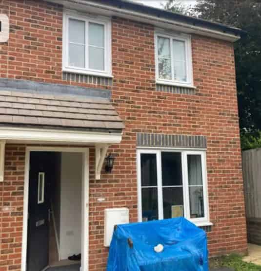6 Year Old House Near Parks Shops and Bus