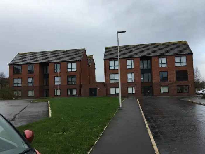 1 Bed Ground Floor Flat Boston Level Access Shower