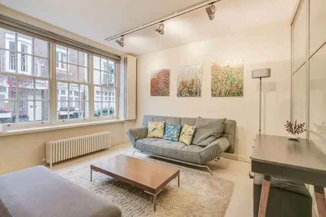 4 Bedroom Property to Rent in Ennismore Mews Knightsbridge SW7