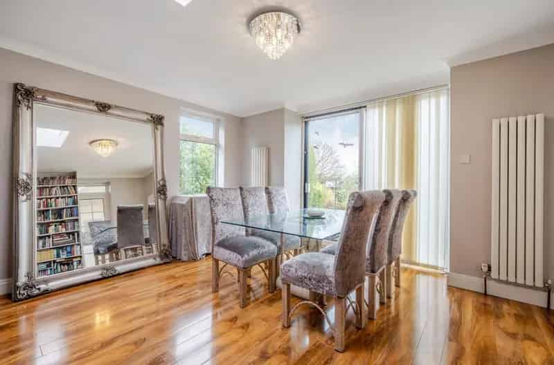 4 Bedroom Detached Bungalow Brookmans Park