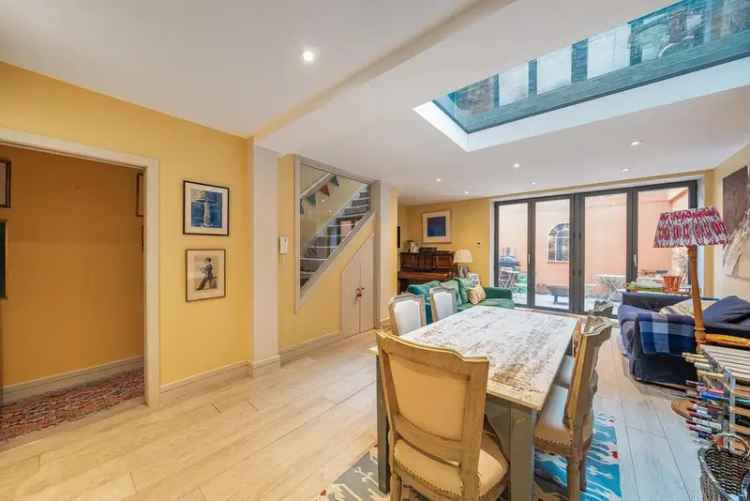 Battersea Park 2 Bed Apartment Private Entrance