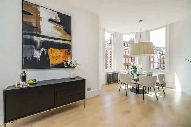 Mayfair Apartment 2-Bedroom Flat for Sale