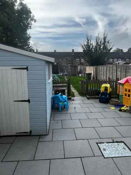 2 Bed End Terrace House with Driveway and Large Garden