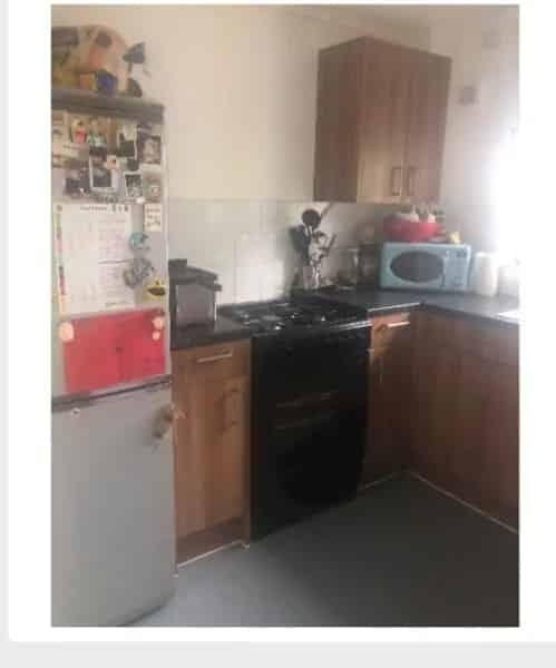 One Bedroom Flat Lewisham Near Train Station DLR Newly Refurbished