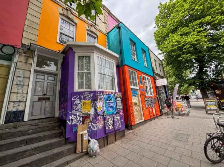 4 Bedroom Maisonette To Rent