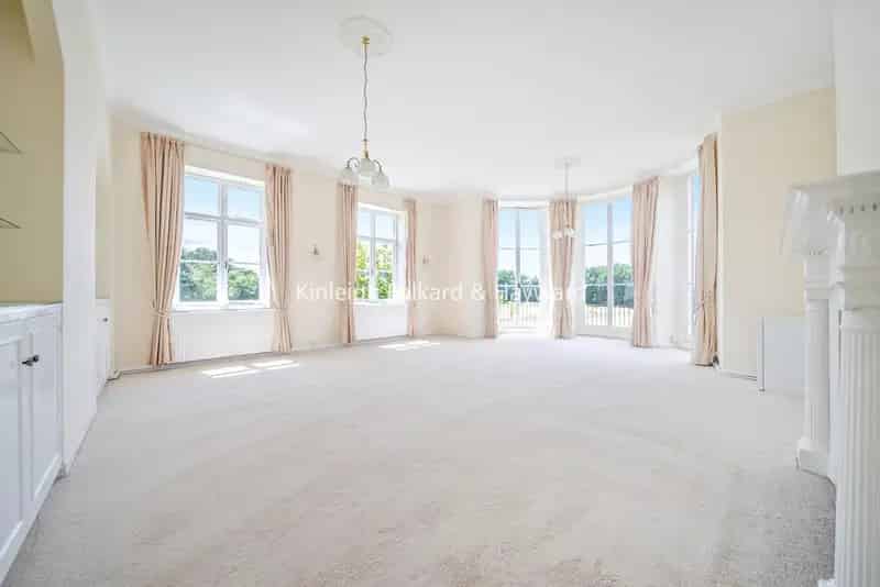 Flat For Rent , London, England