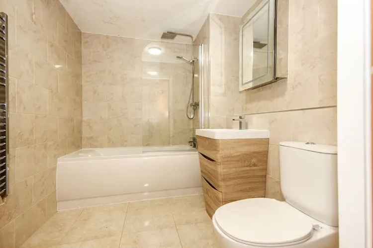 2 Bed Flat for Sale Manchester M4 Northern Quarter Cash Buyers Only