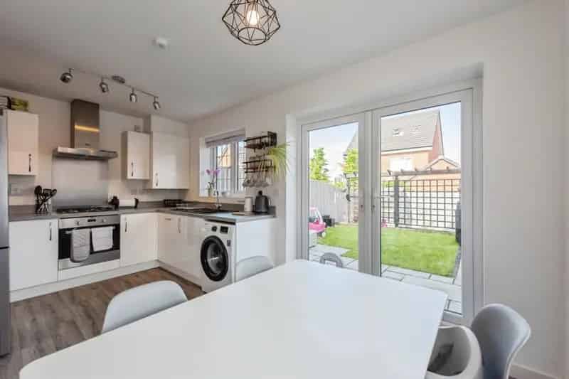 Semi Detached Family Home Bury St Edmunds 3 Beds Modern Features