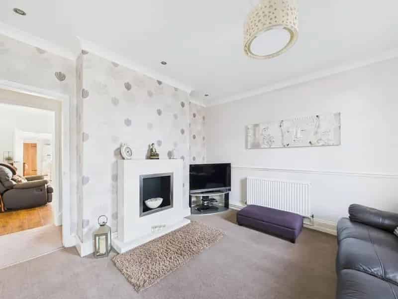 2 Bedroom Terraced House For Sale Sutton