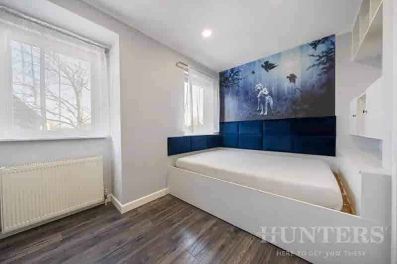 3 Bed Townhouse Near Seven Sisters Station - Chain Free