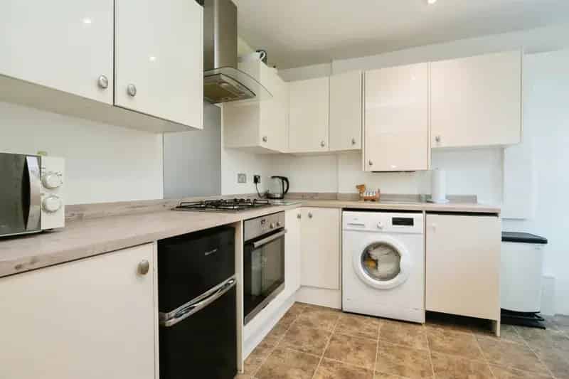 Three Bedroom Semi Detached House East Dean