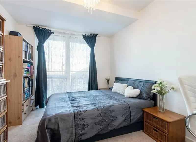 Four Double Bedroom Split Level Apartment Near Cambridge Heath Overground
