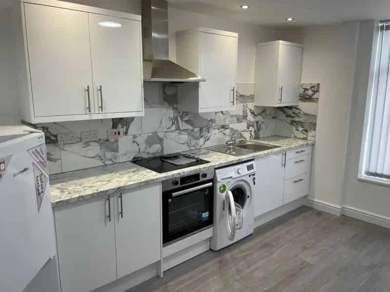 1 Bedroom Flat to Rent City Road Modern Urban Living