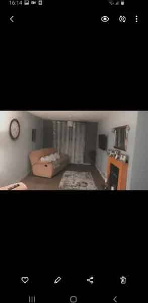 2 Bedroom House in Burton on Trent Near Schools and Shops