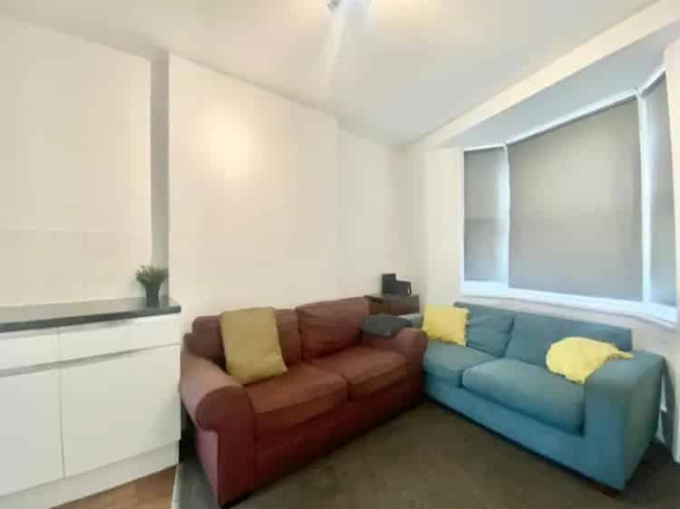 6 Bedroom House Brighton City Centre HMO - Bills Inclusive