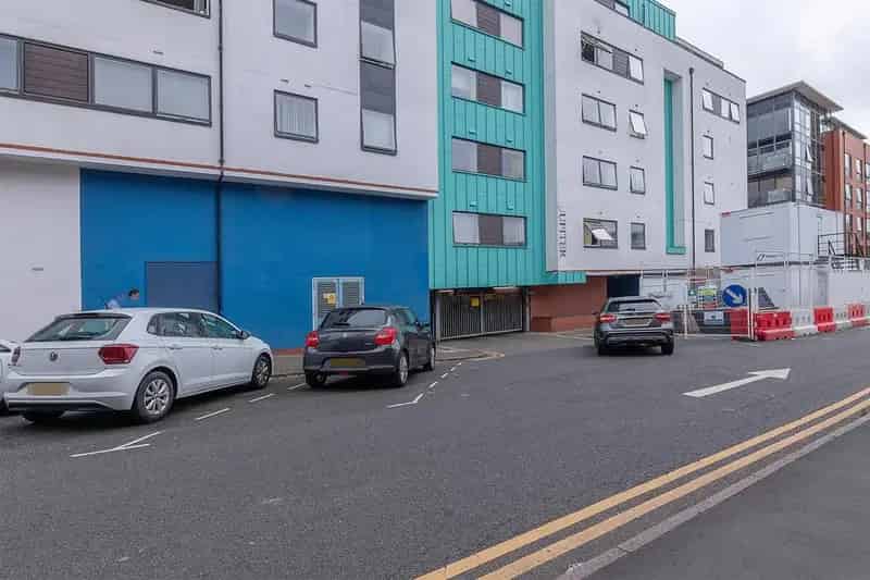 1 Bedroom Flat for Sale - Quick Sale Guaranteed