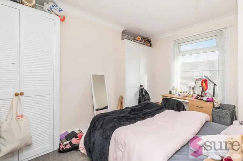 6 Bedroom Student House with Rooftop Views Near Hanover Elm Grove