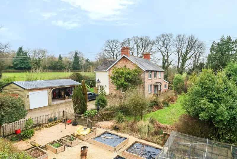 5 Bedroom Detached Period Cottage Sampford Moor Wellington