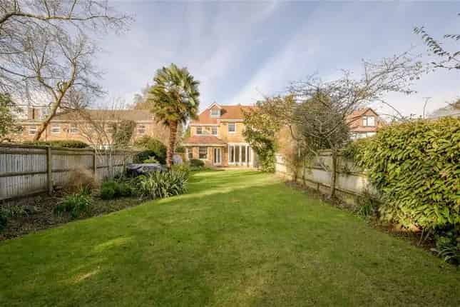 Six Bedroom Family Home for Sale in Waldegrave Park Twickenham