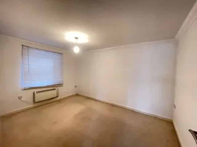 Flat For Rent , Ashburnham Road, Bedford, England