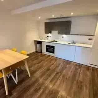 2 Bed 168m² Furnished Apartment Jewellery Quarter Birmingham