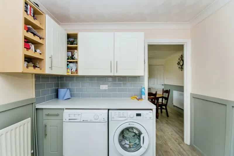 3 Bed Home on 3 Acres with Outbuildings Parson Drove