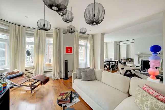 Flat for sale in Iverna Court, London W8