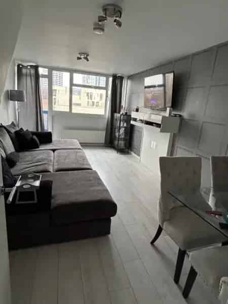 2 Bed Maisonette Near Elephant Castle London Bridge