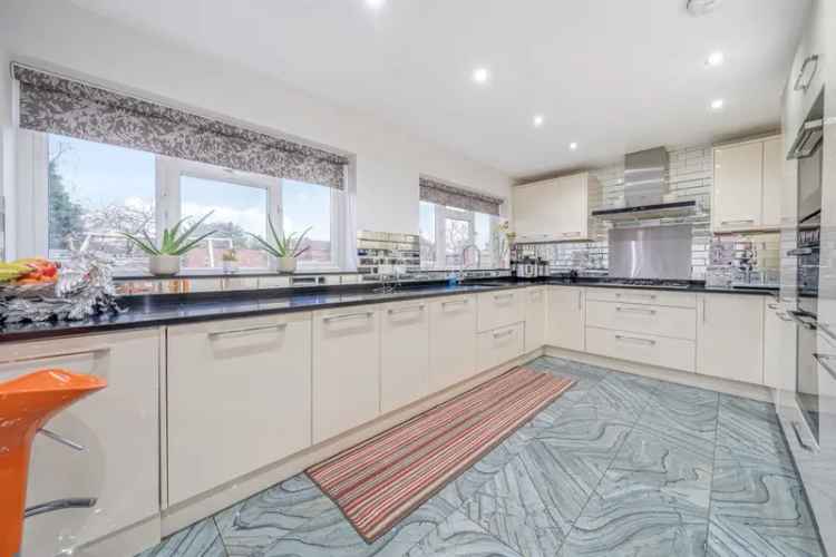 5 Bedroom House Near Newlands Girls School