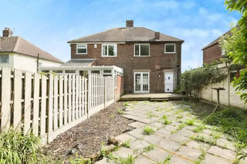 3 Bed Semi-Detached House For Sale