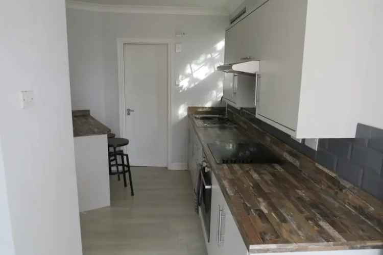 One Bedroom Home Near Newmarket Train Station Zero Deposit Guarantee