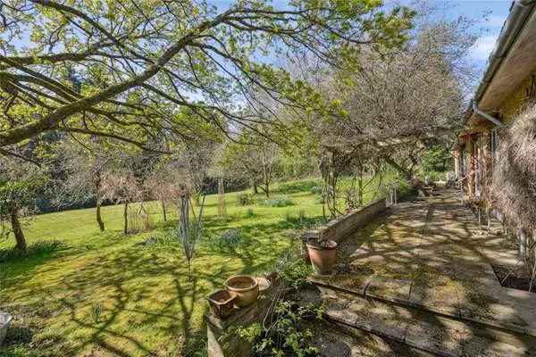 Five Bedroom House in Harpsden Oxfordshire