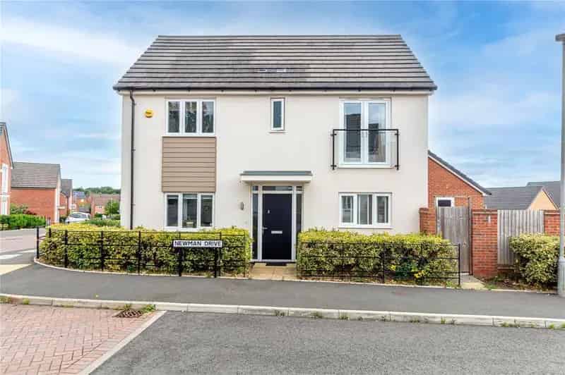 3 Bedroom Detached House for Sale